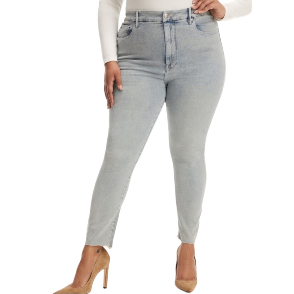 Good American Good Legs Fray Hem Crop Jeans in Blue669 (18)